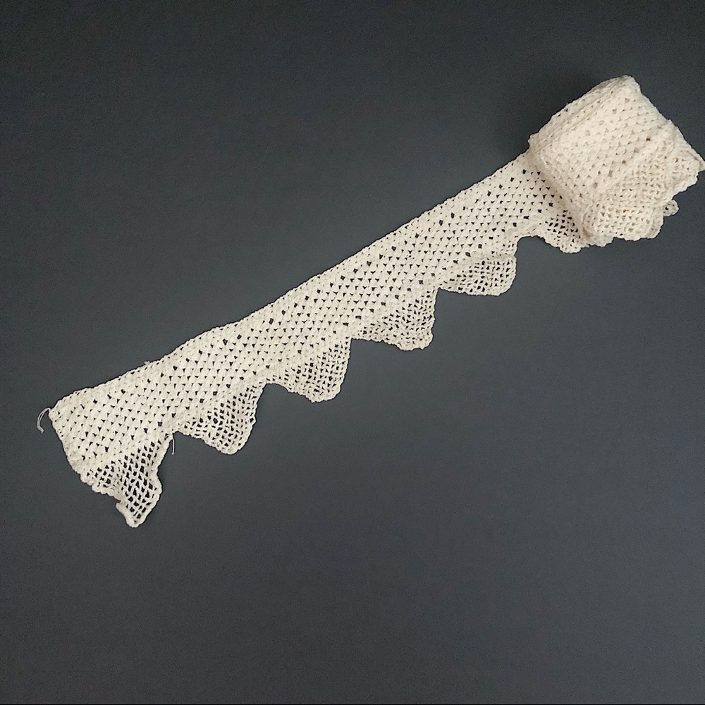 68” of Hand Tatted Lace... so pretty